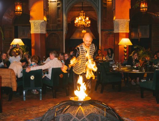 Restaurant Palis Narwama et spectacle de feu